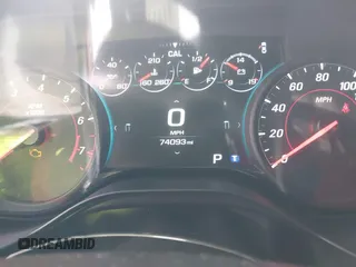 2017 Chevrolet Camaro 1SS z VIN 1G1FF1R7XH0176640, wystawiony jako IAAI lot #41911058 z przebiegiem 74 093 mil mil oraz . Historia ofert i sprzedaży dostępna na DreamBid. Obrazek 7.