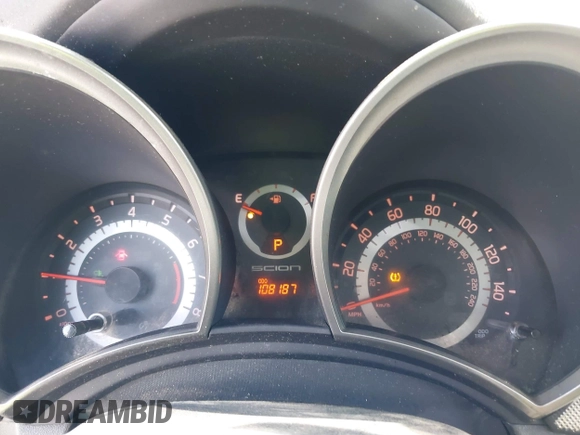 2011 Scion tC z VIN JTKJF5C75B3011644, wystawiony jako IAAI lot #42178185 z przebiegiem 108 187 mil mil oraz . Historia ofert i sprzedaży dostępna na DreamBid. Obrazek 7.