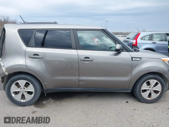 2016 Kia Soul with VIN KNDJN2A25G7362103, listed as a IAAI auction lot 41686898 with 83,621 mi miles and . Bid and sale history available at DreamBid. Image 14.