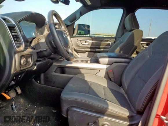 2022 Ram 1500 Big Horn z VIN 1C6SRFFT5NN310309, wystawiony jako Copart lot #60002185 z przebiegiem 69 475 mil mil oraz Czysty tytuł • Clean title. Historia ofert i sprzedaży dostępna na DreamBid. Obrazek 7.
