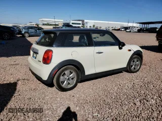 2015 MINI Hardtop with VIN WMWXM5C58FT937139, listed as a Copart auction lot 50936225 with 44,826 mi miles and Salvage Title. Bid and sale history available at DreamBid. Image 3.