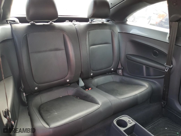 2012 Volkswagen Beetle 2.5L with VIN 3VWJX7AT7CM607562, listed as a Copart auction lot 73204244 with 168,397 mi miles and Clean Title. Bid and sale history available at carsss.com. Image 10.