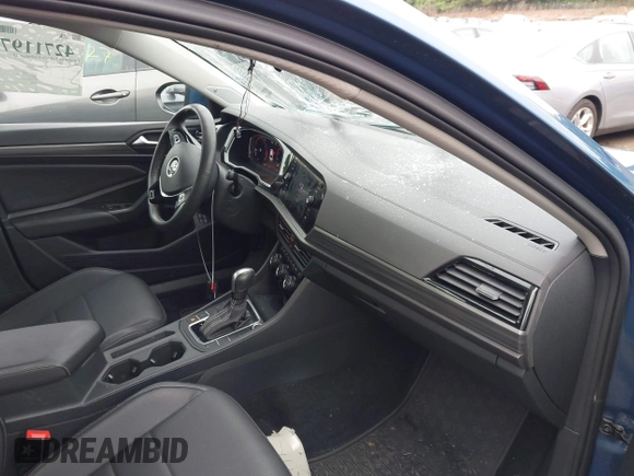 2021 Volkswagen Jetta SEL with VIN 3VWE57BUXMM102387, listed as a IAAI auction lot 42711974 with 44,793 mi miles and . Bid and sale history available at DreamBid. Image 5.
