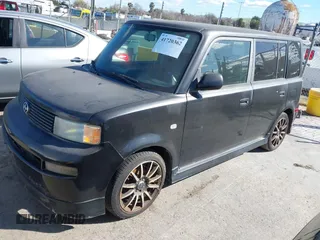 2006 Scion xB z VIN JTLKT324264092865, wystawiony jako IAAI lot #41720362 z przebiegiem 576 407 mil mil oraz . Historia ofert i sprzedaży dostępna na DreamBid. Obrazek 2.