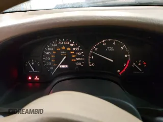 2002 Saturn LS z VIN 1G8JU54F62Y528998, wystawiony jako Copart lot #48390715 z przebiegiem 249 471 mil mil oraz Szkody całkowita. Historia ofert i sprzedaży dostępna na DreamBid. Obrazek 9.