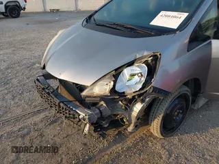 2010 Honda Fit Sport with VIN JHMGE8H48AS025240, listed as a IAAI auction lot 42084064 with 146,580 mi miles. Bid and sale history available at carsss.com. Image 6.