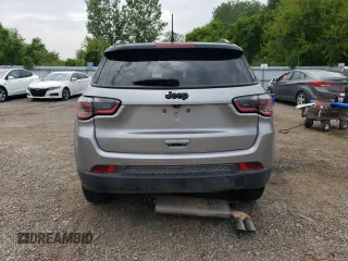 2019 Jeep Compass Limited z VIN 3C4NJDCB1KT760418, wystawiony jako Copart lot #60749295 z przebiegiem 147 863 mil mil oraz Szkoda całkowita • Salvage title. Historia ofert i sprzedaży dostępna na DreamBid. Obrazek 6.