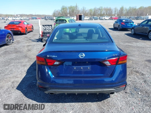 2019 Nissan Altima SR with VIN 1N4BL4CV4KC117733, listed as a IAAI auction lot 41977198 with 56,167 mi miles and . Bid and sale history available at carsss.com. Image 16.