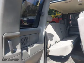 2007 Chevrolet Silverado 1500 Work Truck with VIN 1GCEC19XX7Z151727, listed as a IAAI auction lot 41886136 with 179,715 mi miles. Bid and sale history available at carsss.com. Image 8.