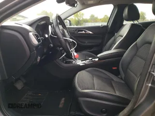 2019 Infiniti QX30 ESSENTIAL with VIN SJKCH5CR0KA011751, listed as a Copart auction lot 72188414 with 37,697 mi miles and Salvage Title. Bid and sale history available at carsss.com. Image 7.