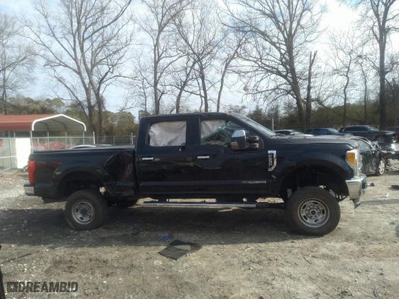2017 Ford Super Duty F-250 SRW Lariat with VIN 1FT7W2BT4HEC54583, listed as a IAAI auction lot 41419192 with 125,863 mi miles. Bid and sale history available at carsss.com. Image 13.