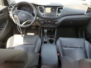 2018 Hyundai Tucson SEL z VIN KM8J3CA42JU673747, wystawiony jako Copart lot #53811035 z przebiegiem 94 594 mil mil oraz Szkoda całkowita • Salvage title. Historia ofert i sprzedaży dostępna na DreamBid. Obrazek 8.