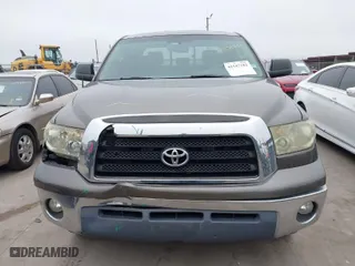 2007 Toyota Tundra SR5 with VIN 5TBRV54107S472417, listed as a IAAI auction lot 41547182 with 189,640 mi miles. Bid and sale history available at carsss.com. Image 12.