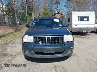 2008 Jeep Grand Cherokee Laredo with VIN 1J8GR48K98C161239, listed as a IAAI auction lot 42090850 with 218,063 mi miles. Bid and sale history available at carsss.com. Image 13.