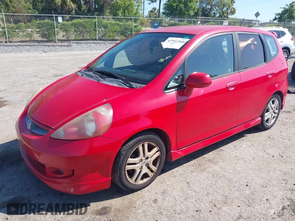 2007 Honda Fit Sport with VIN JHMGD38657S014356, listed as a IAAI auction lot 41942268 with 198,852 mi miles. Bid and sale history available at carsss.com. Image 2.