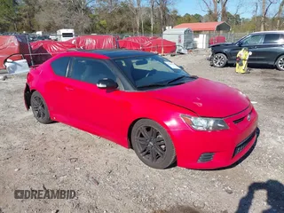 2013 Scion tC z VIN JTKJF5C73D3049134, wystawiony jako IAAI lot #41661334 z przebiegiem 136 710 mil mil oraz . Historia ofert i sprzedaży dostępna na DreamBid. Obrazek 1.