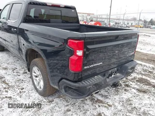 2022 Chevrolet Silverado 1500 RST with VIN 3GCUDEED4NG509669, listed as a IAAI auction lot 41240238 with 58,957 mi miles and . Bid and sale history available at DreamBid. Image 3.