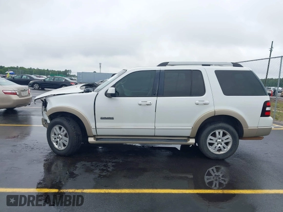 2007 Ford Explorer Eddie Bauer z VIN 1FMEU74EX7UB39530, wystawiony jako IAAI lot #42336162 z przebiegiem 191 848 mil mil oraz . Historia ofert i sprzedaży dostępna na DreamBid. Obrazek 14.