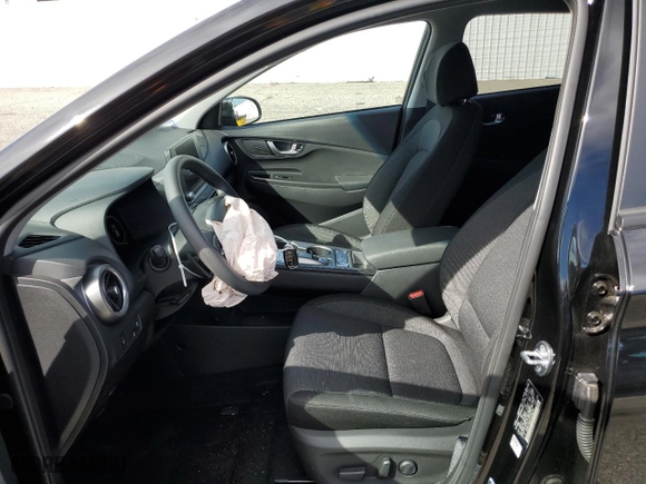 2023 Hyundai Kona Electric SE with VIN KM8K23AG3PU166172, listed as a Copart auction lot 43836833 with 5,169 mi miles. Bid and sale history available at carsss.com. Image 7.