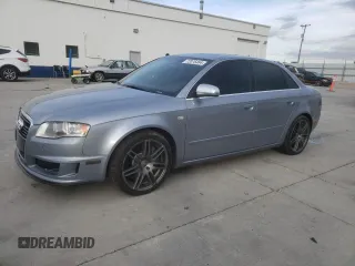 2006 Audi S4 SE z VIN WUAGL78E26A700073, wystawiony jako Copart lot #72076464 z przebiegiem 110 259 mil mil oraz Szkody całkowita. Historia ofert i sprzedaży dostępna na DreamBid. Obrazek 1.
