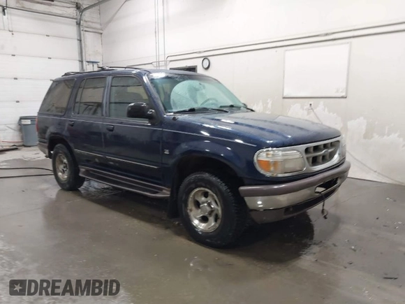 1997 Ford Explorer XLT with VIN 1FMDU35P6VUA33724, listed as a IAAI auction lot 41843164 with 226,234 mi miles and . Bid and sale history available at DreamBid. Image 1.