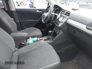 2020 Volkswagen Tiguan S with VIN 3VV0B7AX0LM140910, listed as a IAAI auction lot 42622385 with 80,998 mi miles and . Bid and sale history available at DreamBid. Image 5.