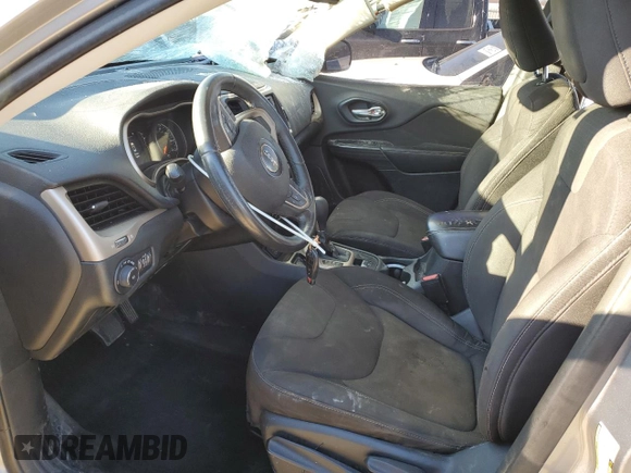 2015 Jeep Cherokee Latitude with VIN 1C4PJLCB3FW565942, listed as a Copart auction lot 46347345 with 188,038 mi miles and Non Repairable. Bid and sale history available at carsss.com. Image 7.