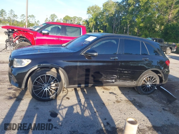 2016 Mercedes-Benz GLC 300 with VIN WDC0G4JB0GF028448, listed as a IAAI auction lot 41891040 with 122,980 mi miles and . Bid and sale history available at DreamBid. Image 15.