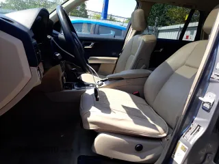 2010 Mercedes-Benz GLK 350 with VIN WDCGG8HBXAF515210, listed as a Copart auction lot 69481424 with 278,076 mi miles and Non Repairable. Bid and sale history available at DreamBid. Image 7.