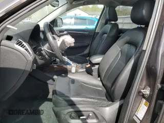 2014 Audi Q5 Premium Plus z VIN WA1CMAFPXEA071360, wystawiony jako Copart lot #53976425 z przebiegiem 249 726 mil mil oraz Szkoda całkowita • Salvage title. Historia ofert i sprzedaży dostępna na DreamBid. Obrazek 7.
