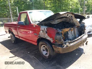 1995 Ford F-150 z VIN 1FTEF15YXSNA97853, wystawiony jako IAAI lot #42379190 z przebiegiem Nie podano mil oraz . Historia ofert i sprzedaży dostępna na DreamBid. Obrazek 1.