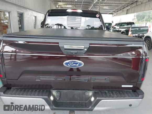 2018 Ford F-150 XL z VIN 1FTEX1CP5JKD50522, wystawiony jako IAAI lot #42389080 z przebiegiem 67 836 mil mil oraz . Historia ofert i sprzedaży dostępna na DreamBid. Obrazek 16.