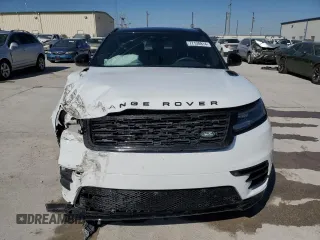2024 Land Rover Range Rover Velar Dynamic SE z VIN SALYL2EX4RA385218, wystawiony jako Copart lot #77128914 z przebiegiem 9 836 mil mil oraz Szkoda całkowita • Salvage title. Historia ofert i sprzedaży dostępna na DreamBid. Obrazek 5.