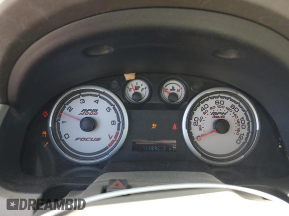 2011 Ford Focus SE with VIN 1FAHP3FN0BW111446, listed as a Copart auction lot 52160325 with 161,892 mi miles and Salvage Title. Bid and sale history available at carsss.com. Image 9.