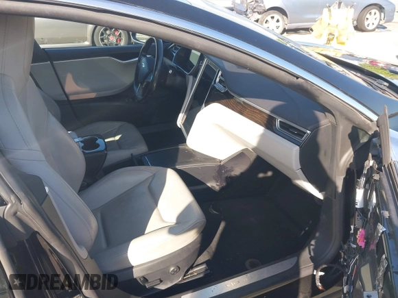 2016 Tesla Model S 90D с VIN 5YJSA1E21GF148336, выставлен на аукционе IAAI как лот 42304073 с пробегом 149 340 миль миль и . История ставок и продаж доступна на DreamBid. Изображение 5.