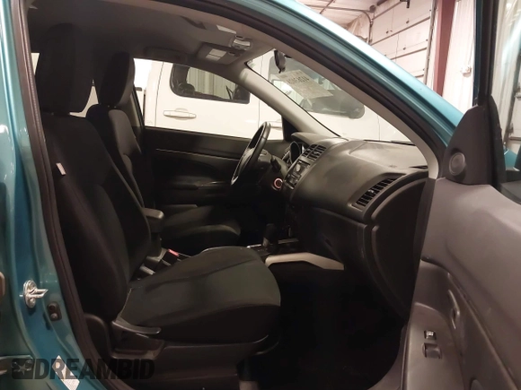 2014 Mitsubishi Outlander Sport ES with VIN 4A4AR3AU1EE021925, listed as a IAAI auction lot 41263028 with 87,867 mi miles. Bid and sale history available at carsss.com. Image 5.