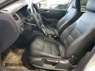 2012 Volkswagen Jetta SE with VIN 3VWDX7AJ1CM389131, listed as a Copart auction lot 64947474 with 140,331 mi miles and Salvage title. Bid and sale history available at DreamBid. Image 7.