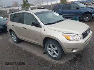 2007 Toyota RAV4 with VIN JTMBD33V776035471, listed as a IAAI auction lot 41787302 with 156,188 mi miles. Bid and sale history available at carsss.com. Image 1.
