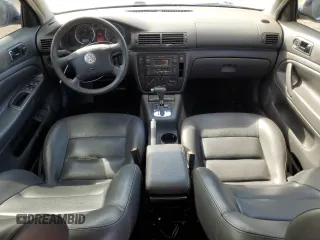 2004 Volkswagen Passat GLS z VIN WVWVD63BX4E229143, wystawiony jako Copart lot #51876575 z przebiegiem 109 148 mil mil oraz Czysty tytuł • Clean title. Historia ofert i sprzedaży dostępna na DreamBid. Obrazek 8.