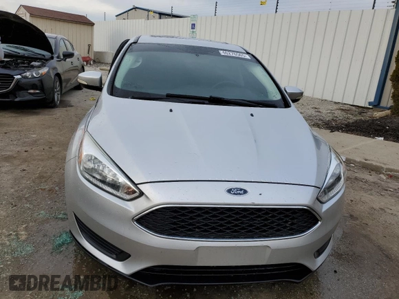 2016 Ford Focus SE with VIN 1FADP3F20GL381435, listed as a Copart auction lot 46276565 with 111,619 mi miles and Salvage Title. Bid and sale history available at carsss.com. Image 5.
