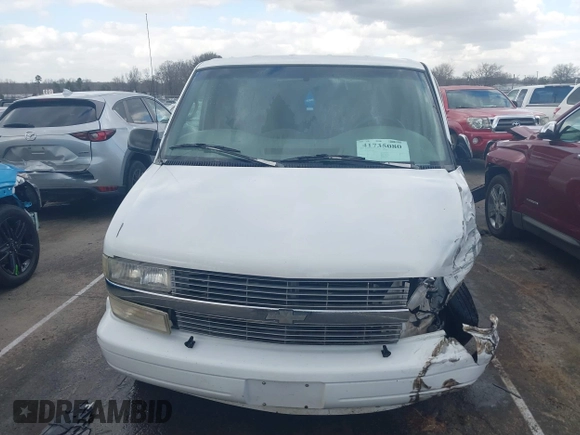 1998 Chevrolet Astro with VIN 1GNDM19W4WB103476, listed as a IAAI auction lot 41735080 with 210,293 mi miles. Bid and sale history available at carsss.com. Image 12.