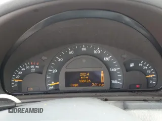 2001 Mercedes-Benz C 320 z VIN WDBRF64J41F032524, wystawiony jako Copart lot #54593195 z przebiegiem 108 126 mil mil oraz Szkoda całkowita • Salvage title. Historia ofert i sprzedaży dostępna na DreamBid. Obrazek 9.
