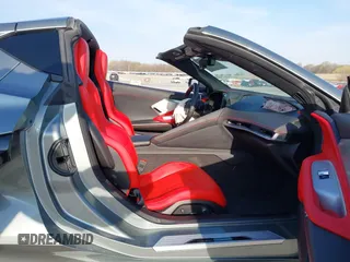 2024 Chevrolet Corvette 2LT z VIN 1G1YB2D47R5112325, wystawiony jako IAAI lot #42007944 z przebiegiem 11 725 mil mil oraz . Historia ofert i sprzedaży dostępna na DreamBid. Obrazek 8.