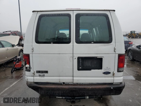 2004 Ford Econoline Cargo with VIN 1FTNE24L04HA33417, listed as a Copart auction lot 85720904 with 129,070 mi miles and Salvage title. Bid and sale history available at DreamBid. Image 6.