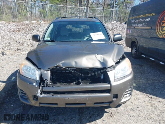 2011 Toyota RAV4 with VIN 2T3JF4DV1BW096753, listed as a IAAI auction lot 42064456 with 118,741 mi miles. Bid and sale history available at carsss.com. Image 12.