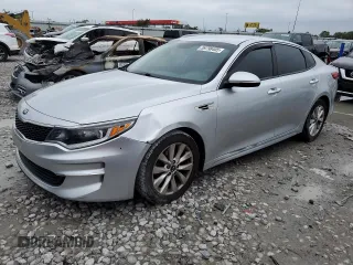 2017 Kia Optima LX z VIN 5XXGT4L39HG160889, wystawiony jako Copart lot #59798405 z przebiegiem 189 173 mil mil oraz Czysty tytuł • Clean title. Historia ofert i sprzedaży dostępna na DreamBid. Obrazek 1.