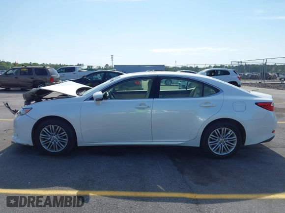 2015 Lexus ES 330 with VIN JTHBK1GG2F2203074, listed as a IAAI auction lot 42056683 with 90,407 mi miles and . Bid and sale history available at DreamBid. Image 14.