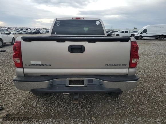 2004 Chevrolet Silverado 1500 LS with VIN 2GCEK19T341264147, listed as a Copart auction lot 81080944 with 273,431 mi miles and Salvage Title. Bid and sale history available at carsss.com. Image 6.