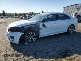 2020 Volkswagen Passat 2.0T SEL with VIN 1VWCA7A35LC012687, listed as a Copart auction lot 47584025 with 62,511 mi miles and Salvage Title. Bid and sale history available at carsss.com. Image 1.