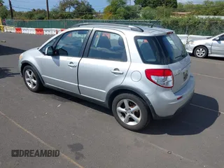 2009 Suzuki SX4 Man FWD with VIN JS2YA413396201567, listed as a IAAI auction lot 41567377 with 110,894 mi miles. Bid and sale history available at carsss.com. Image 3.